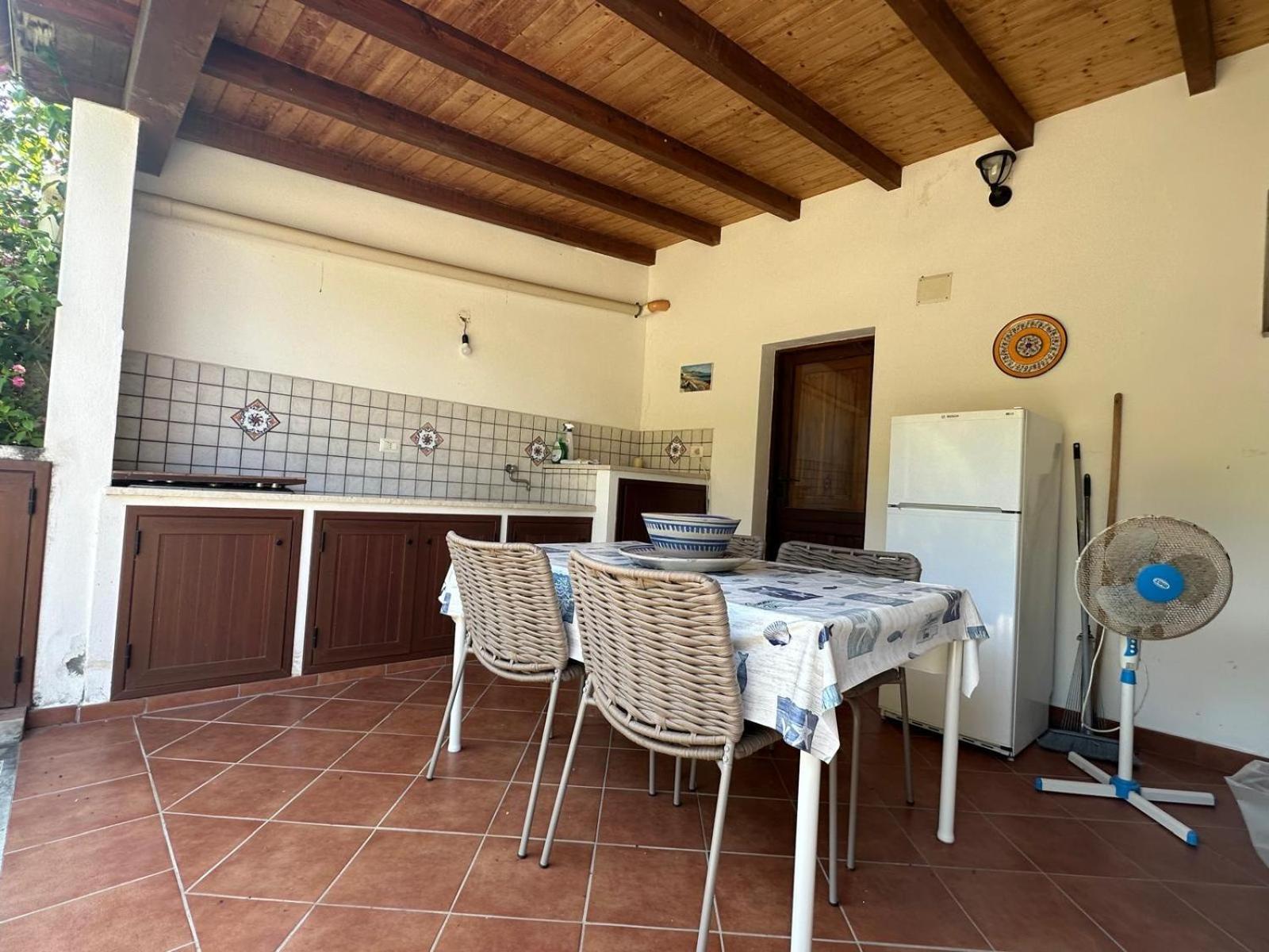 Villa By The Vulcano - 70Mq Plus Large Garden And Patio Exterior foto